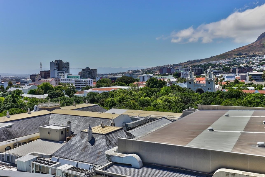2 Bedroom Property for Sale in Cape Town City Centre Western Cape